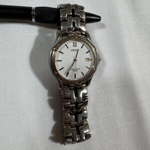 Vtg Seiko Watch Women 26mm Gold Silver Tone 7N82-0599 Date 5.75" READ DESC